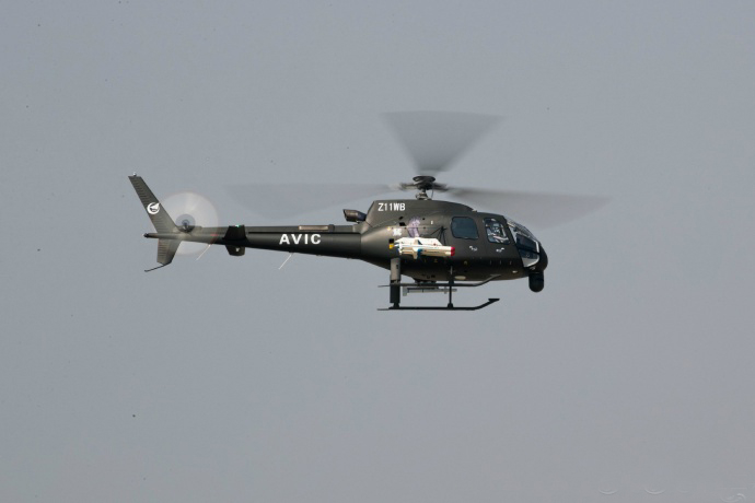 直-11直升机2.jpg